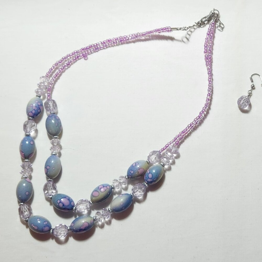 THREE FOR $20 Pretty necklace & earring set pink lavender blue silver tone EUC